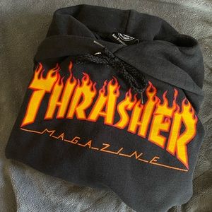 ✨BLACK THRASHER HOODIE✨